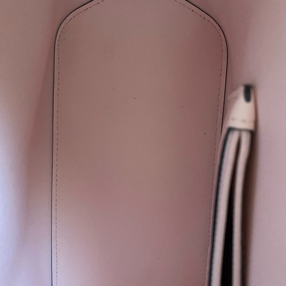 EUC Kate spade New York Eva lemon zest bucket bag/ crossbody - Picture 14 of 15